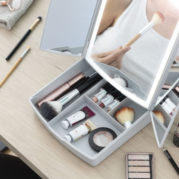 Make-up mirror 